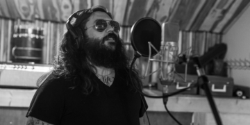 John Eason - Heart of The Mountain