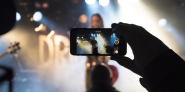 MOSH - App by Philip Towan