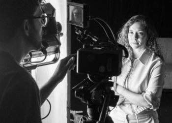 Rafaela Galindo / Songwriter (credit Sevgi Mungan)