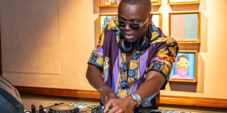 DJ FKR